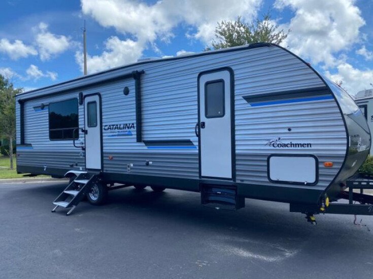 Thumbnail Photo undefined for New 2023 Coachmen Catalina 30THS